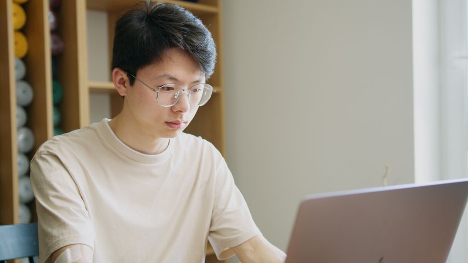 청년 근로소득 공제 확대로 자립을 준비하는 한국 청년